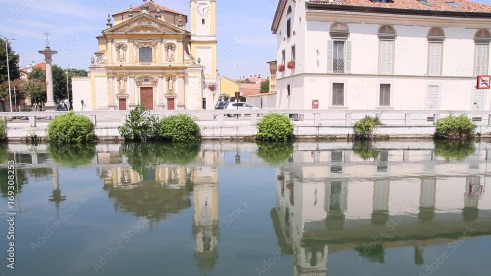 Santuario Sant'Invenzio e La Torretta a Gaggiano sul Naviglio Grande in provincia di Milano Lombardia Italia Europa Santuario Sant'Invenzio e La Torretta a Gaggiano sul Naviglio Grande in provincia di Milano Lombardia Italia Europa