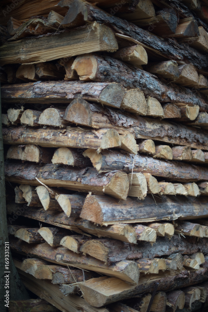 Brennholz Stapel als Wintervorrad