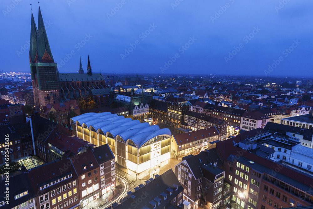 Obraz premium St. Mary's Church in Lubeck