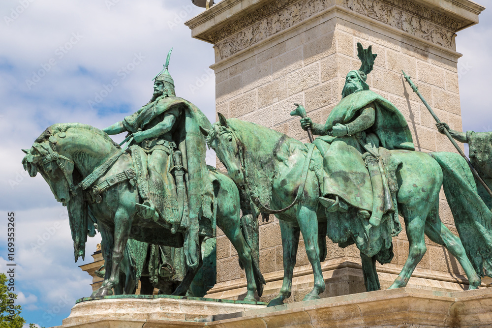 Obraz premium Millennium Monument in Budapest