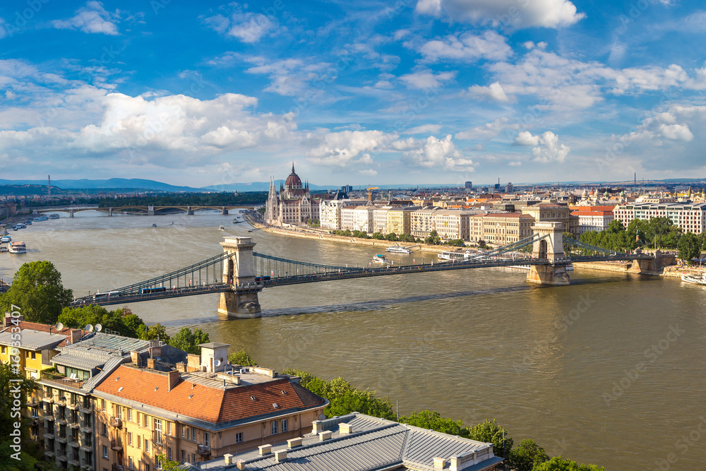 Obraz premium Panoramic view of Budapest