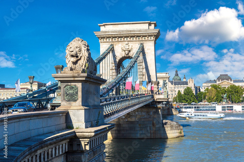 Szechenyi Chain bridge in Budapest photo