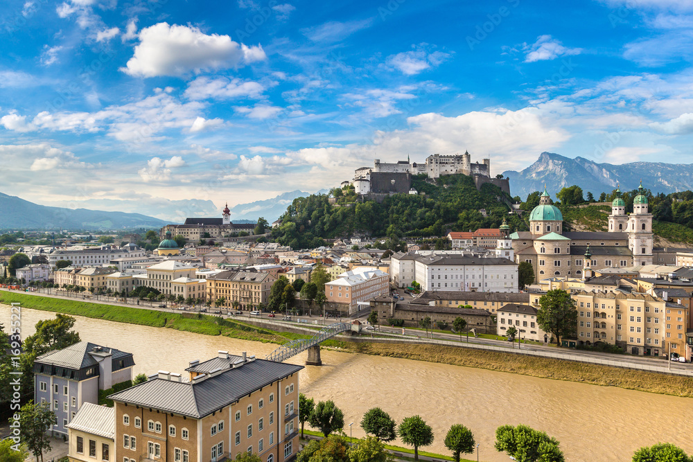 Obraz premium Salzburg Cathedral, Austria