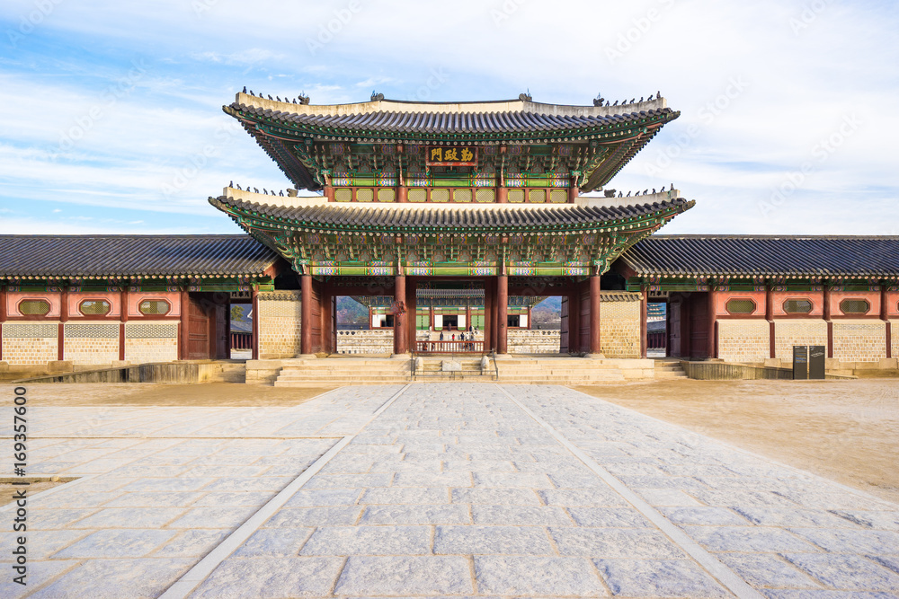 Obraz premium Pałac Gyeongbok w Seulu, w Korei Południowej