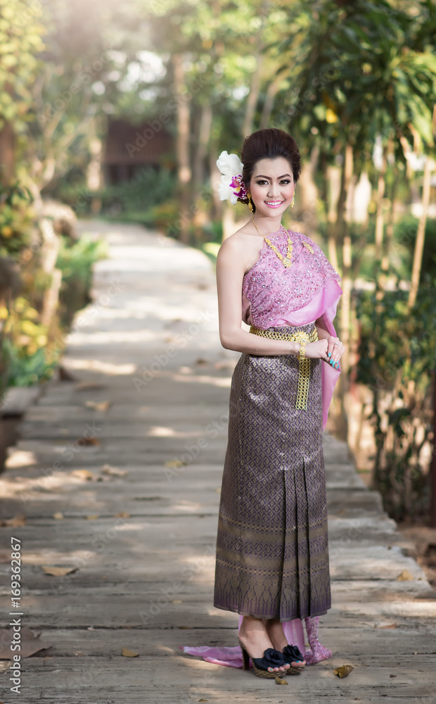 Beautiful Thai girl in Thai traditional costume Beautiful Thai girl in Thai traditional costume
