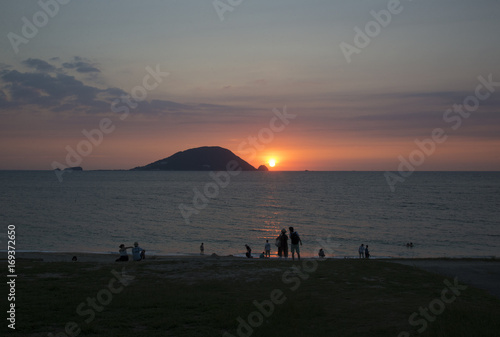 夕日のビーチ