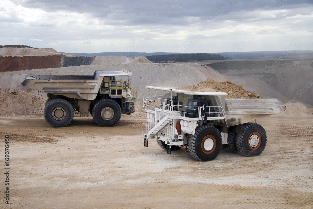 Obraz premium Mining Rigid Dump Truck