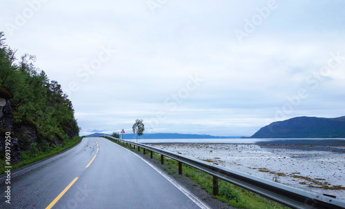 Summer road conditions in Northern Norway