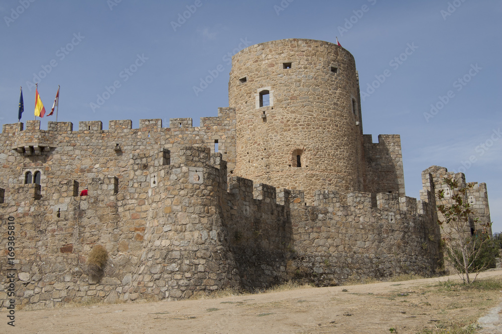 Castillo de La Adrada, valle del Tiétar