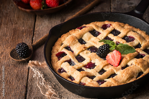 Traditional berry pie