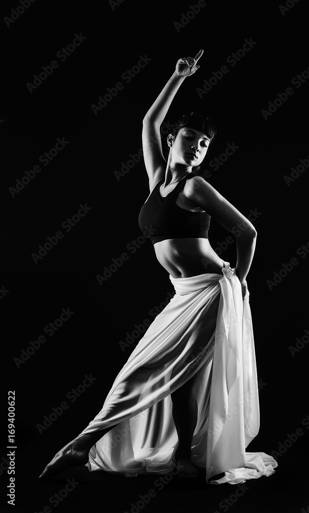 Fototapeta premium dancer women en studio