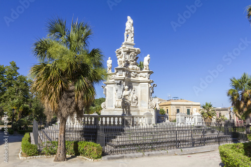 Baroque statue in Palermo, Italy © skovalsky