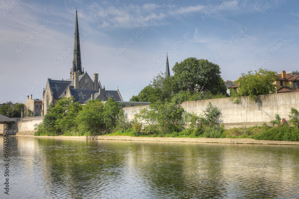 Quiet morning by the Grand River in Cambridge