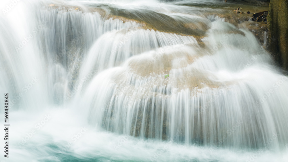 Fototapeta premium closeup stream of waterfalls