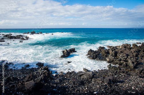 Obraz na płótnie Hawaii blue sky blue water and rocks w salonie