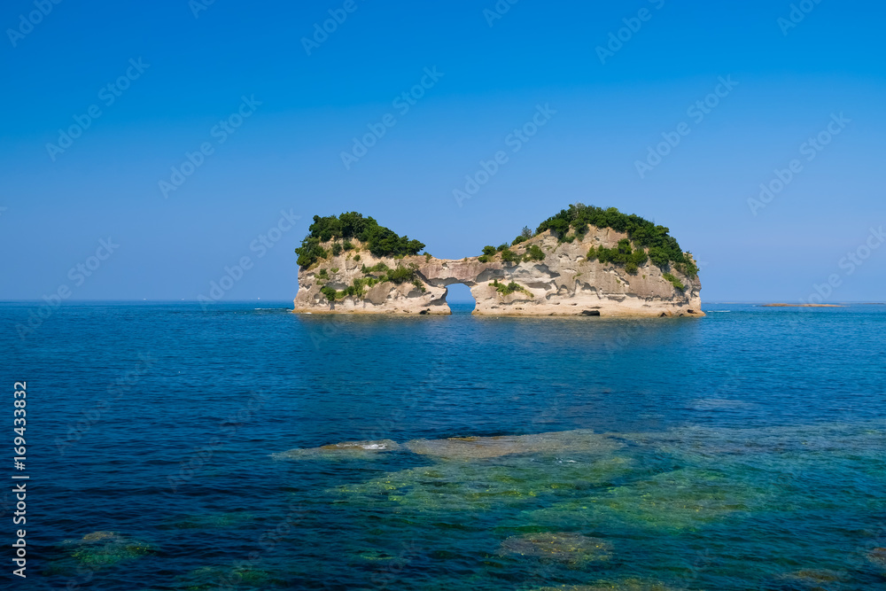 Obraz premium 白浜 円月島