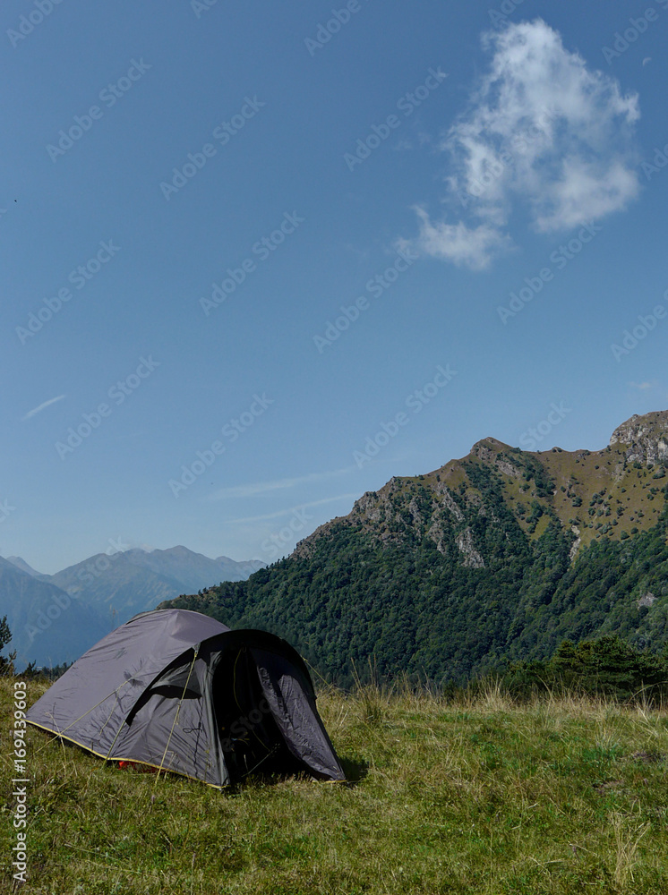 tenda in montagna
