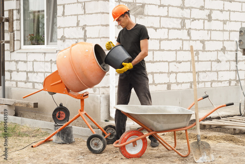 Foto construction concrete mixer