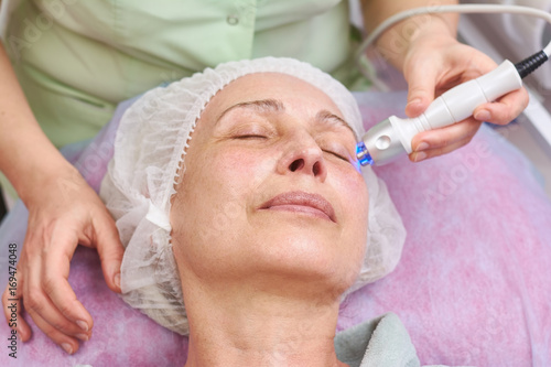 Fotografie Mature female, rf skin tightening
