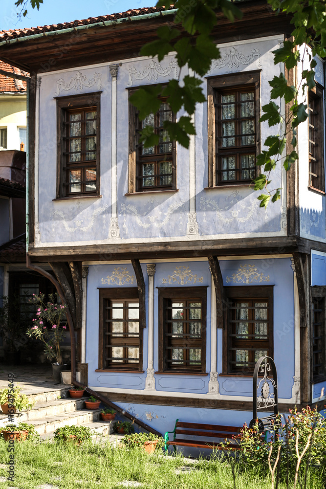 Obraz premium windows of old house in Plovdiv, Bulgaria