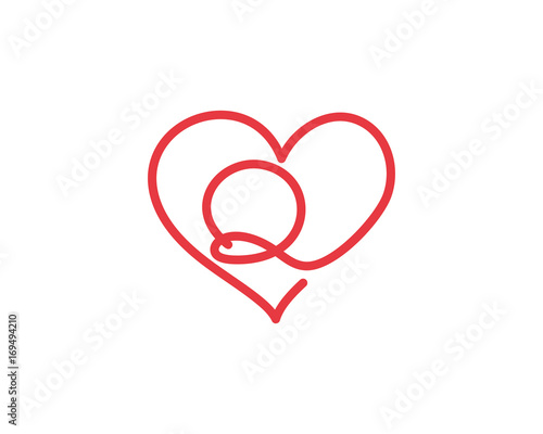 Letter Q and heart logo 1