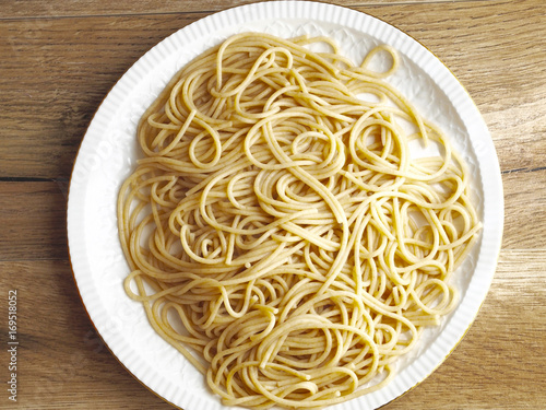Boiled whole grain spaghetti