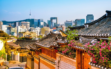 Fototapete Seoul Traditionelle Architektur in Bukchon Hanok  © fenlio