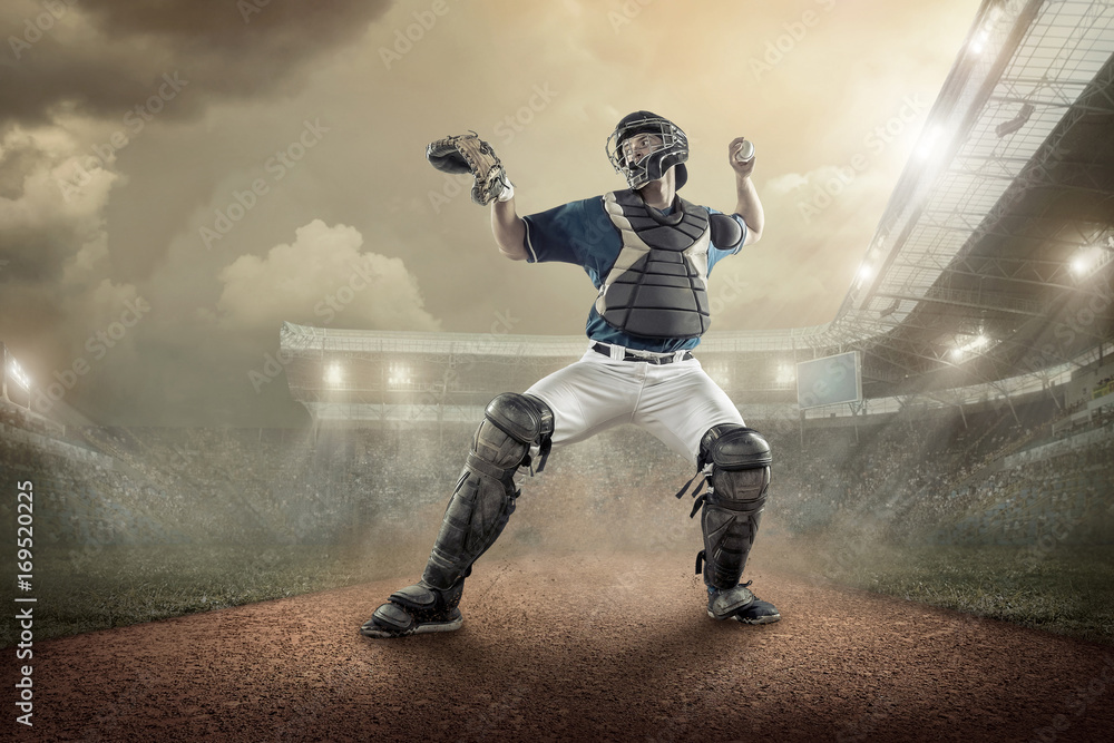 Naklejka premium Baseball players in action on the stadium.