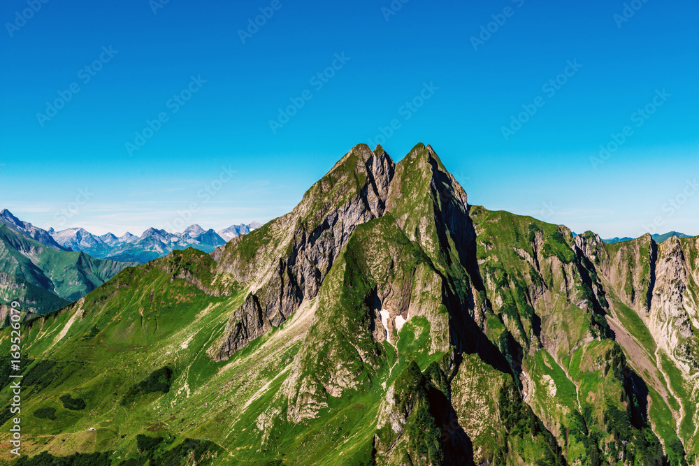 Berg Höfats nahe Oberstdorf in den Allgäuer Alpen Photos