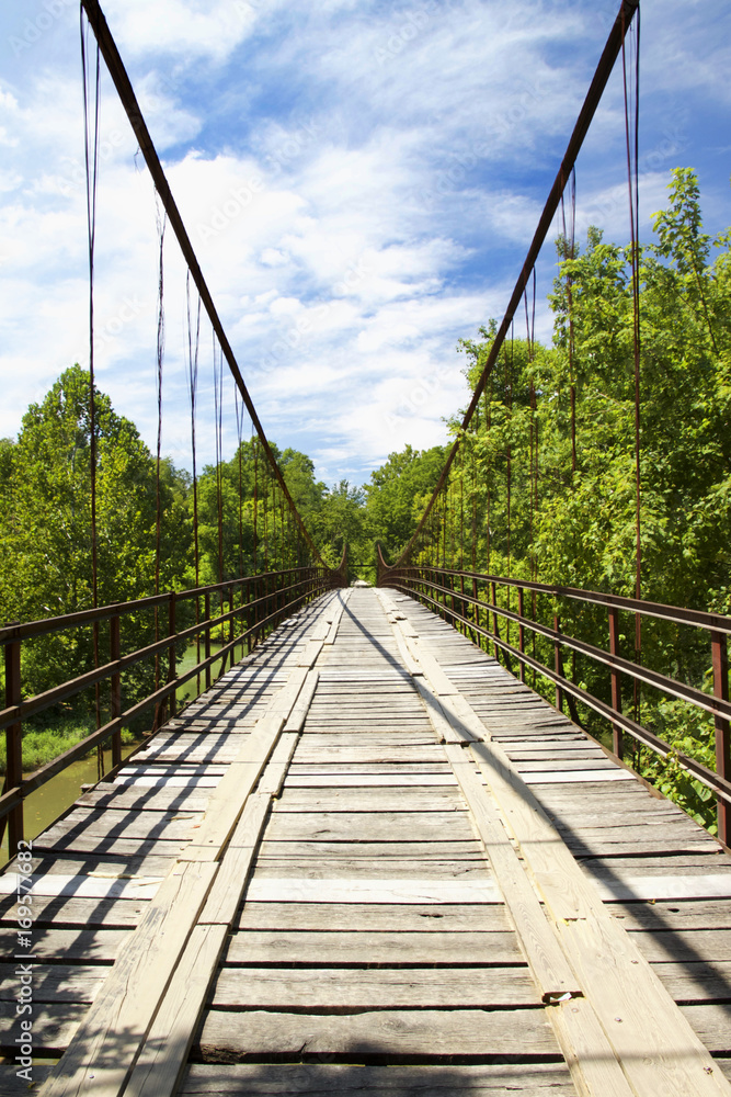 Obraz premium Brumley Swinging Bridge