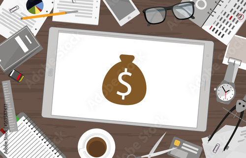 Schreibtisch mit Tablet - Geldsack Dollar
