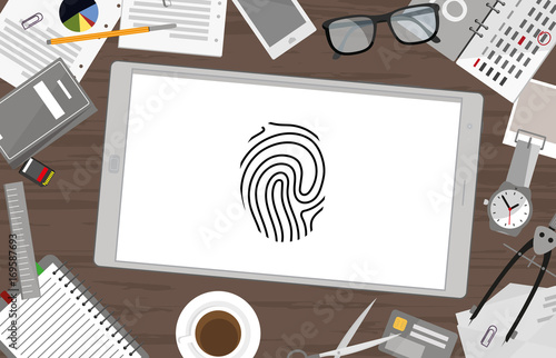 Schreibtisch mit Tablet - Fingerabdruck ID
