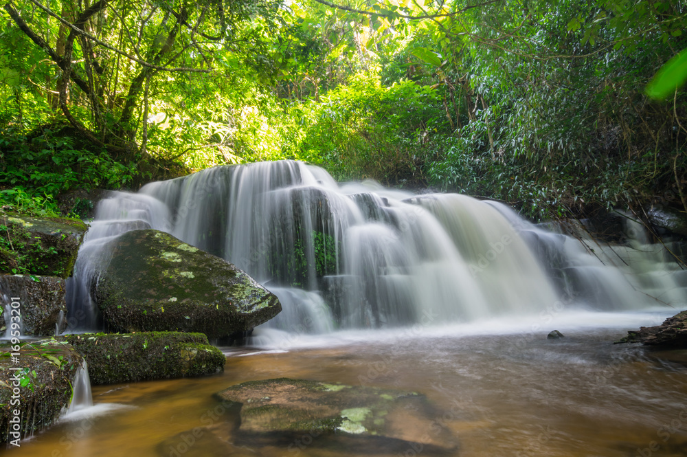 Fototapeta premium Wodospad Man Daeng.