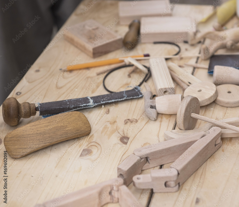 Carpenter tools on the crafting table Carpenter tools on the crafting table
