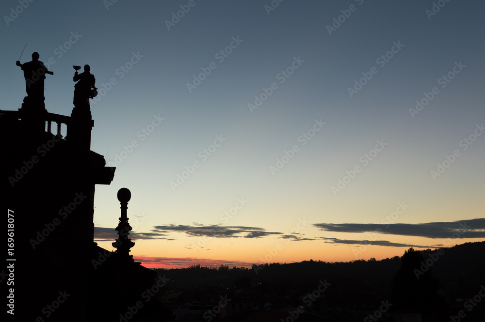 Fototapeta premium Silhouette of statues