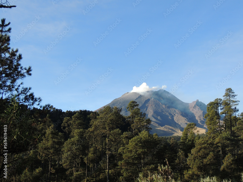 Volcán vigilante Volcán vigilante