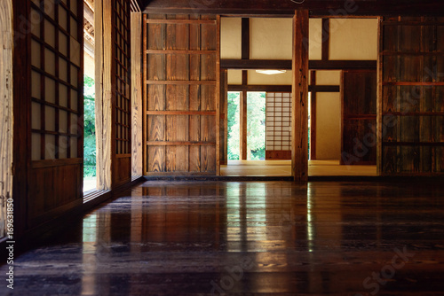 日本の昔の家。 屋内。 伝統的な日本の家。