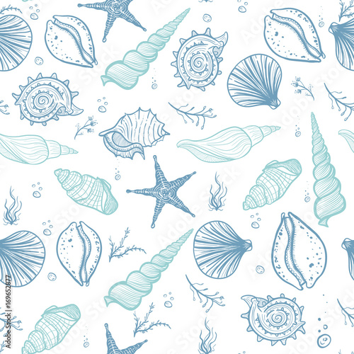 Seashells seamless pattern. Hand drawn doodle seashells, starfish, seaweed and corals. Creative seashells vector background.