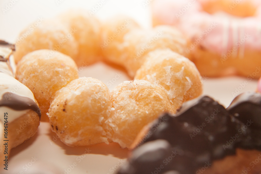 Donut Pon de ring Donut Pon de ring