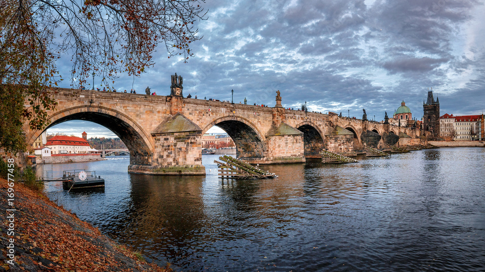 Obraz premium Charles bridge, Prague