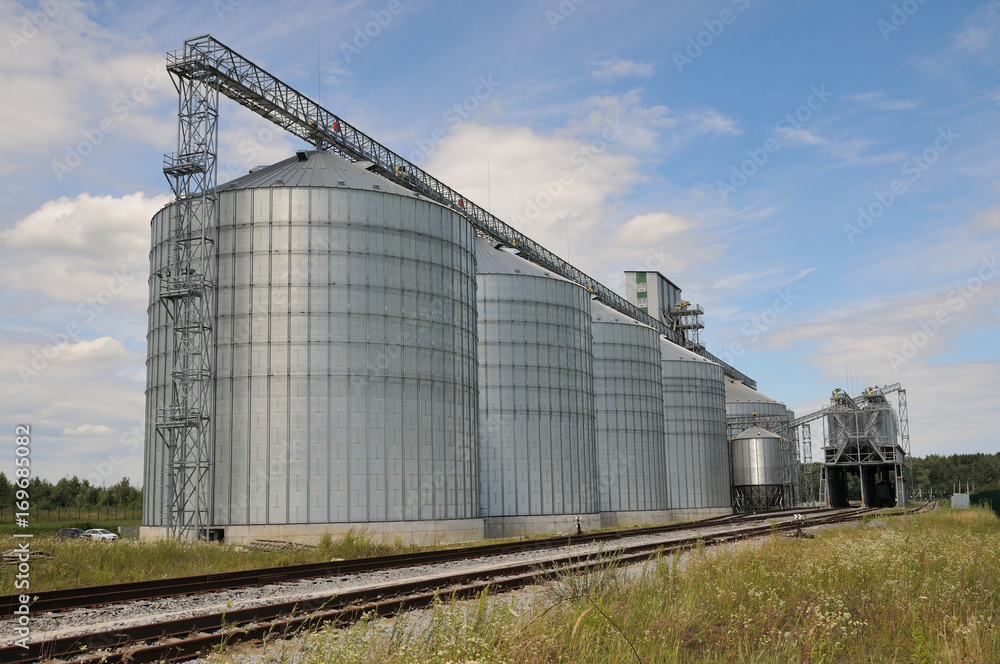Agricultural Silos.  metal grain facility with silos.