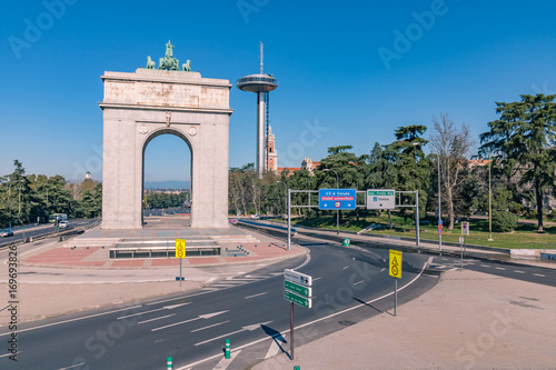 Madrid, Arco de la Victoria & Faro de Moncloa photo