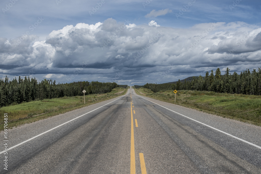 Alaska Highway, Canada