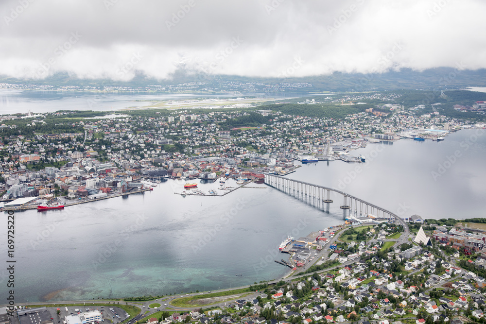 Obraz premium Vue panoramique de Tromsø, Norvège, depuis Fløya