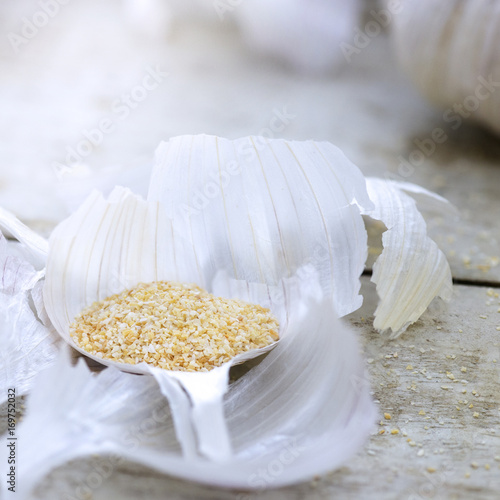 garlic salt macro