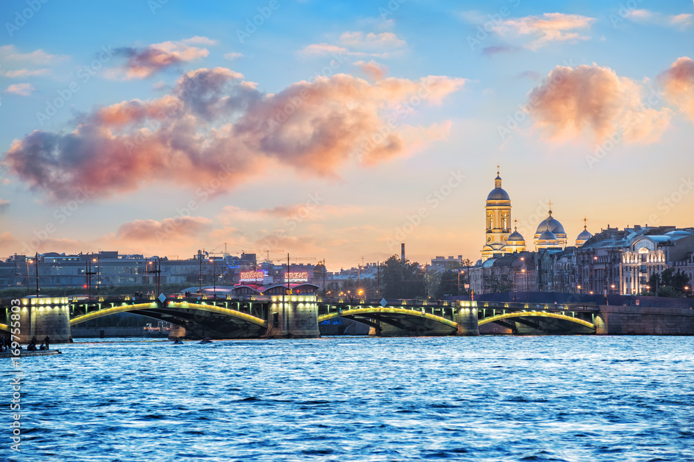 Fototapeta premium Биржевой мост и Князь-Владимирский собор Exchange Bridge and Prince Vladimir Cathedral