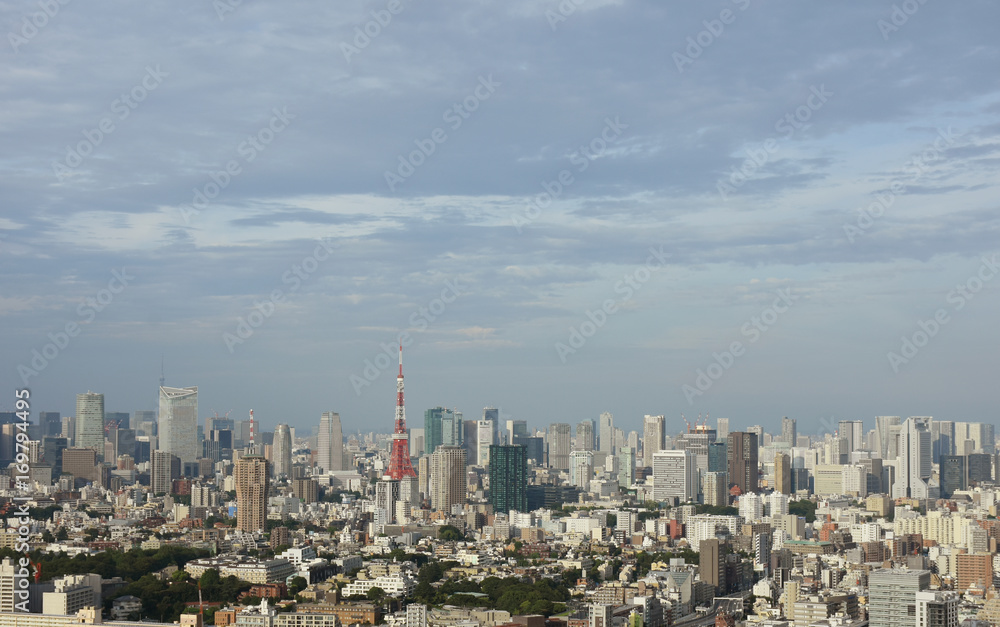 日本の東京都市風景「港区などの高層ビル群を望む」