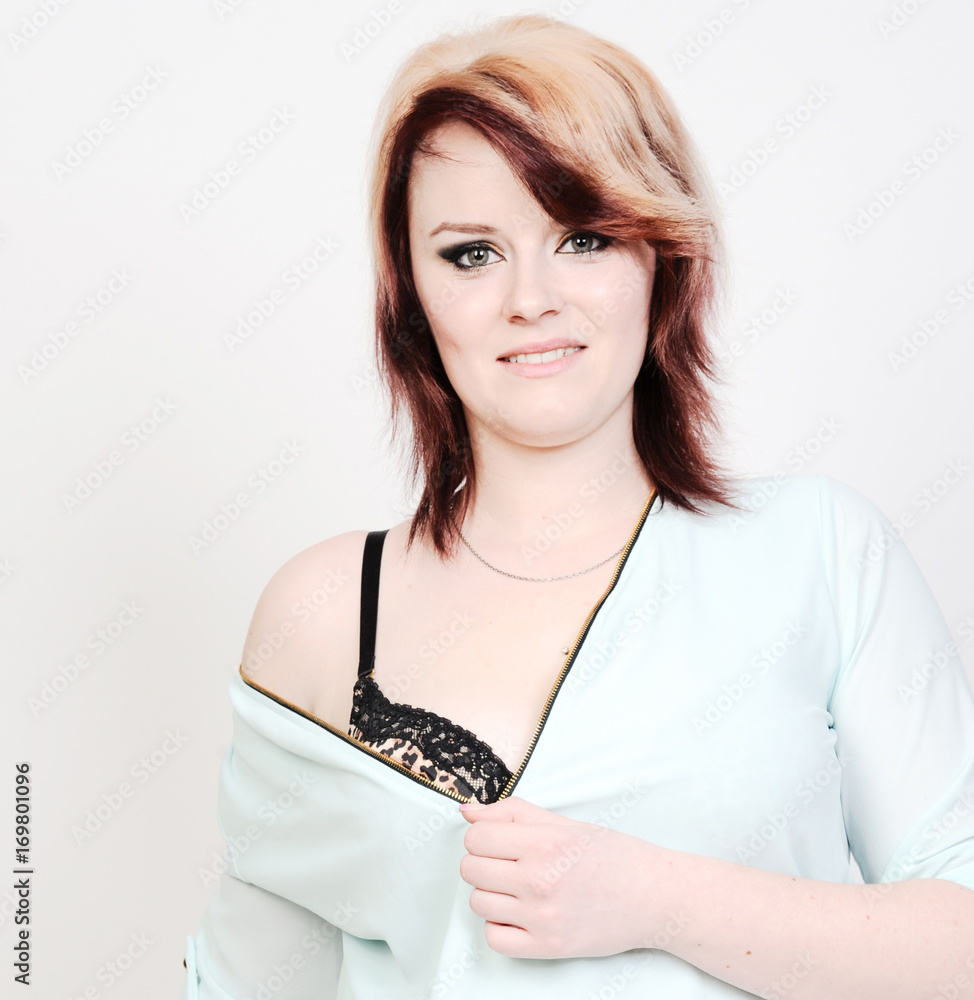 junge frau in Corsage stehend mit decolte Stock Photo Adobe Stock