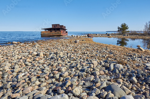 A trip through Lake Ladoga in May photo