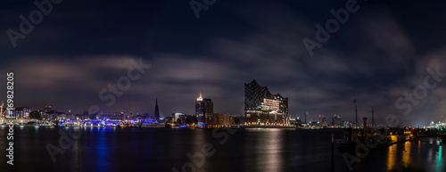 Hamburg by night with Elbphilharmonie